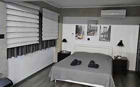 Black & White Studio By Emmelia Group