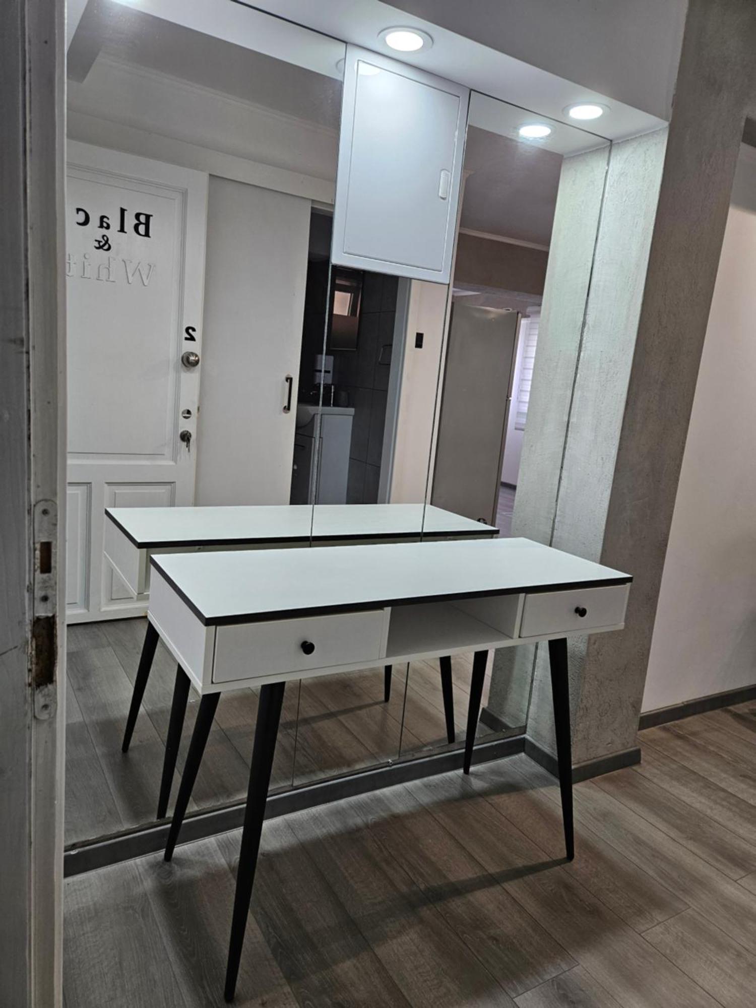 Black & White Studio By Emmelia Group Paphos Esterno foto